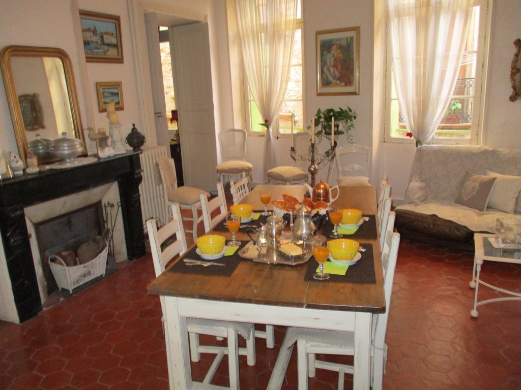 Le Presbytere Bed & Breakfast Rivesaltes Room photo