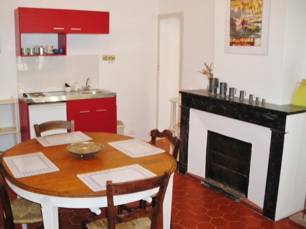 Le Presbytere Bed & Breakfast Rivesaltes Room photo